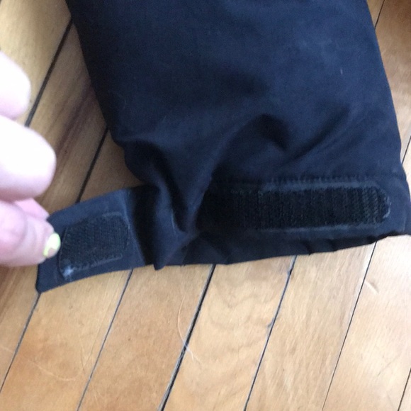 Winter jacket never worn - Picture 3 of 8